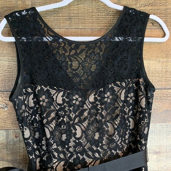 Betsy & Adam David’s Bridal Black Lace Sleeveless A-line Dress SZ 6 - Picture 4 of 11